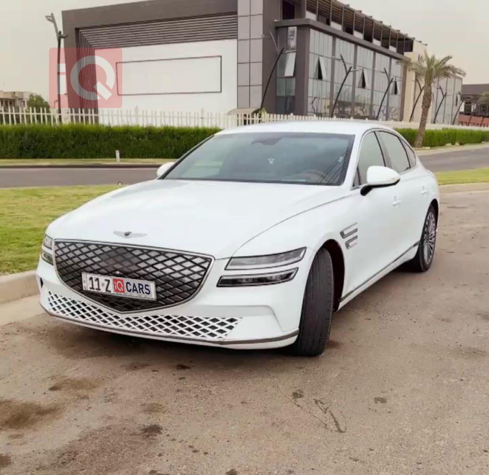 جنسس G80
